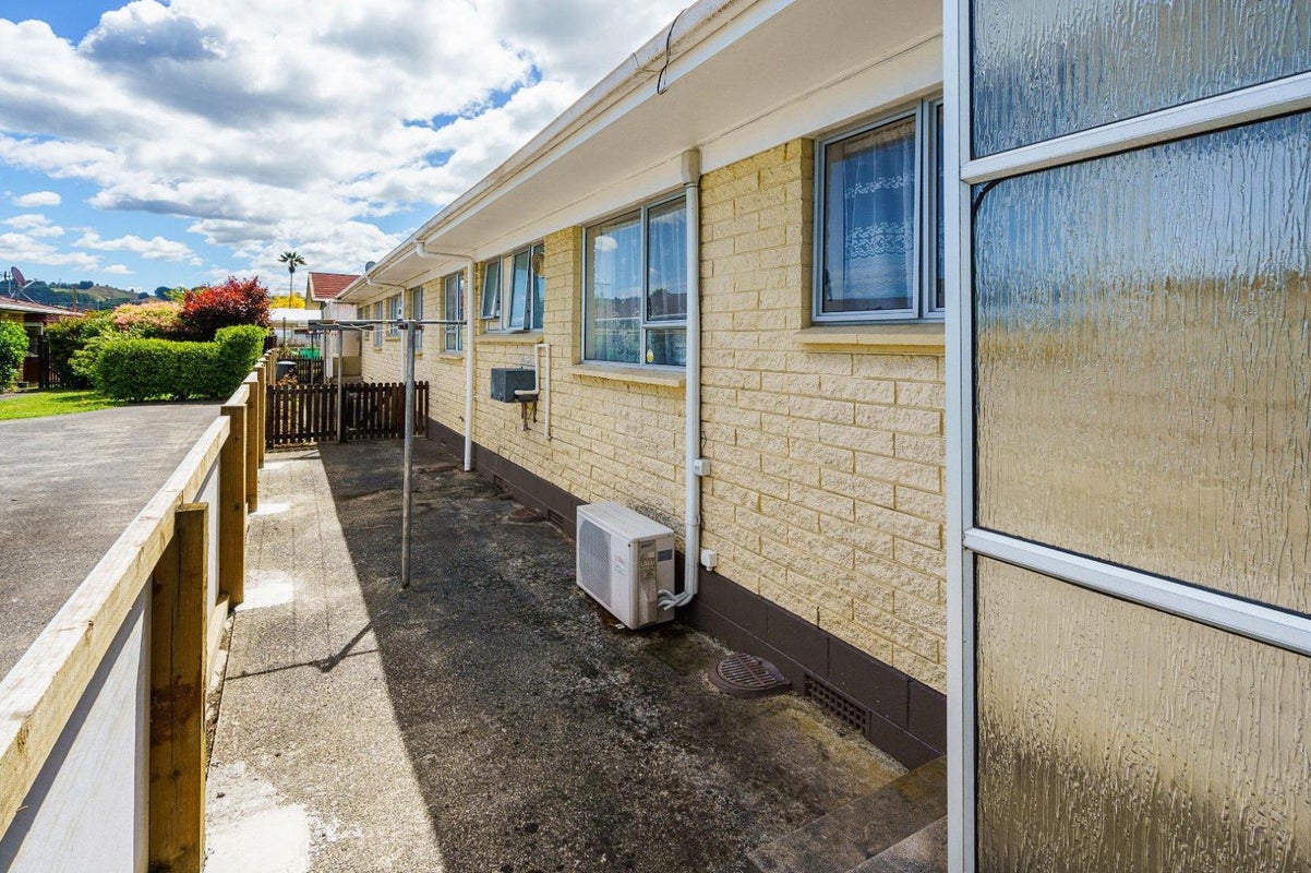 2/17 Princes Street, Kensington, Whangarei - Carousel 2