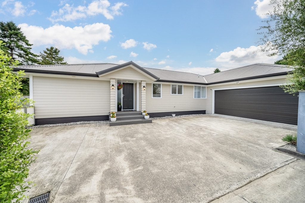 30A Rimutaka Street, Trentham, Upper Hutt - Carousel 1