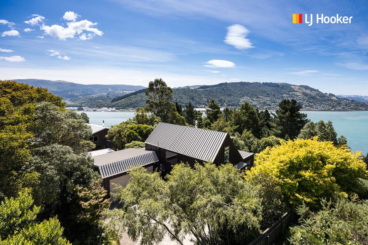33 Connell Street, Waverley, Dunedin - Carousel 1
