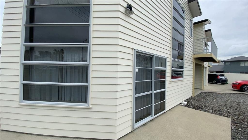 1A Jones Crescent, Melville, Hamilton - Carousel 2
