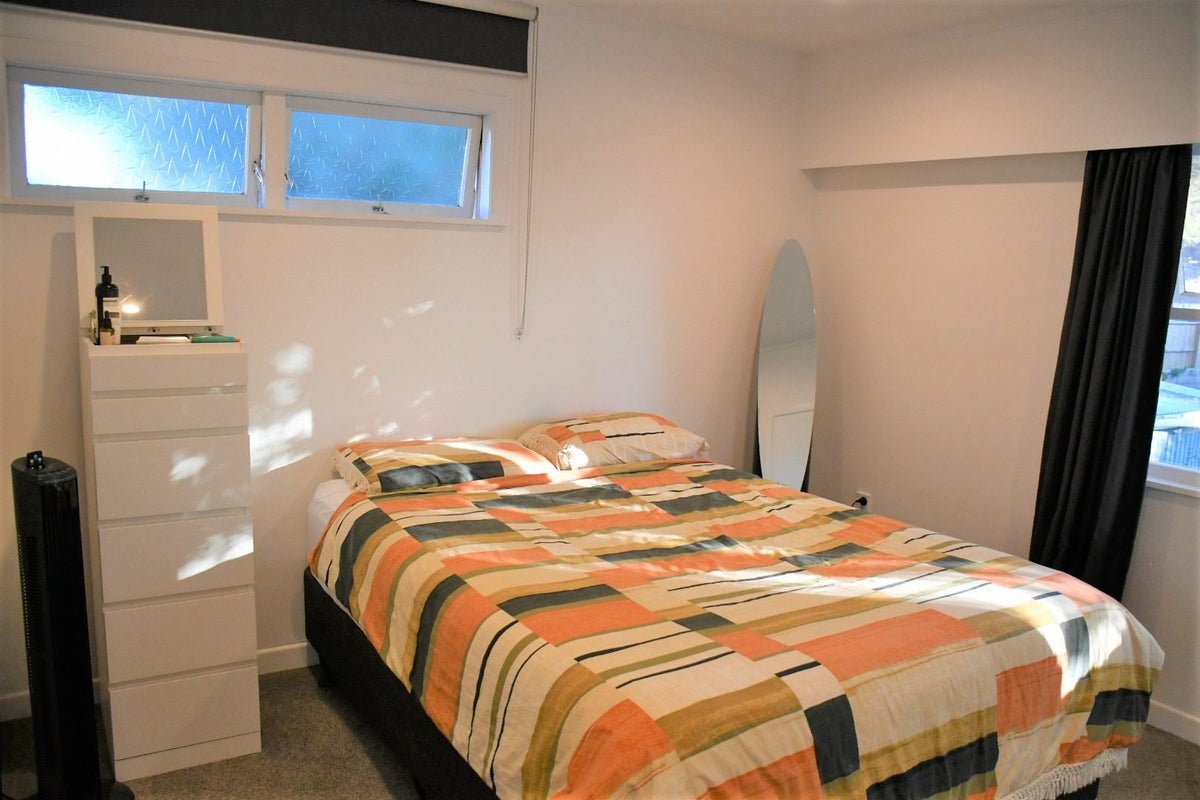 130B Clyde Street, Hamilton East, Hamilton - Carousel 12