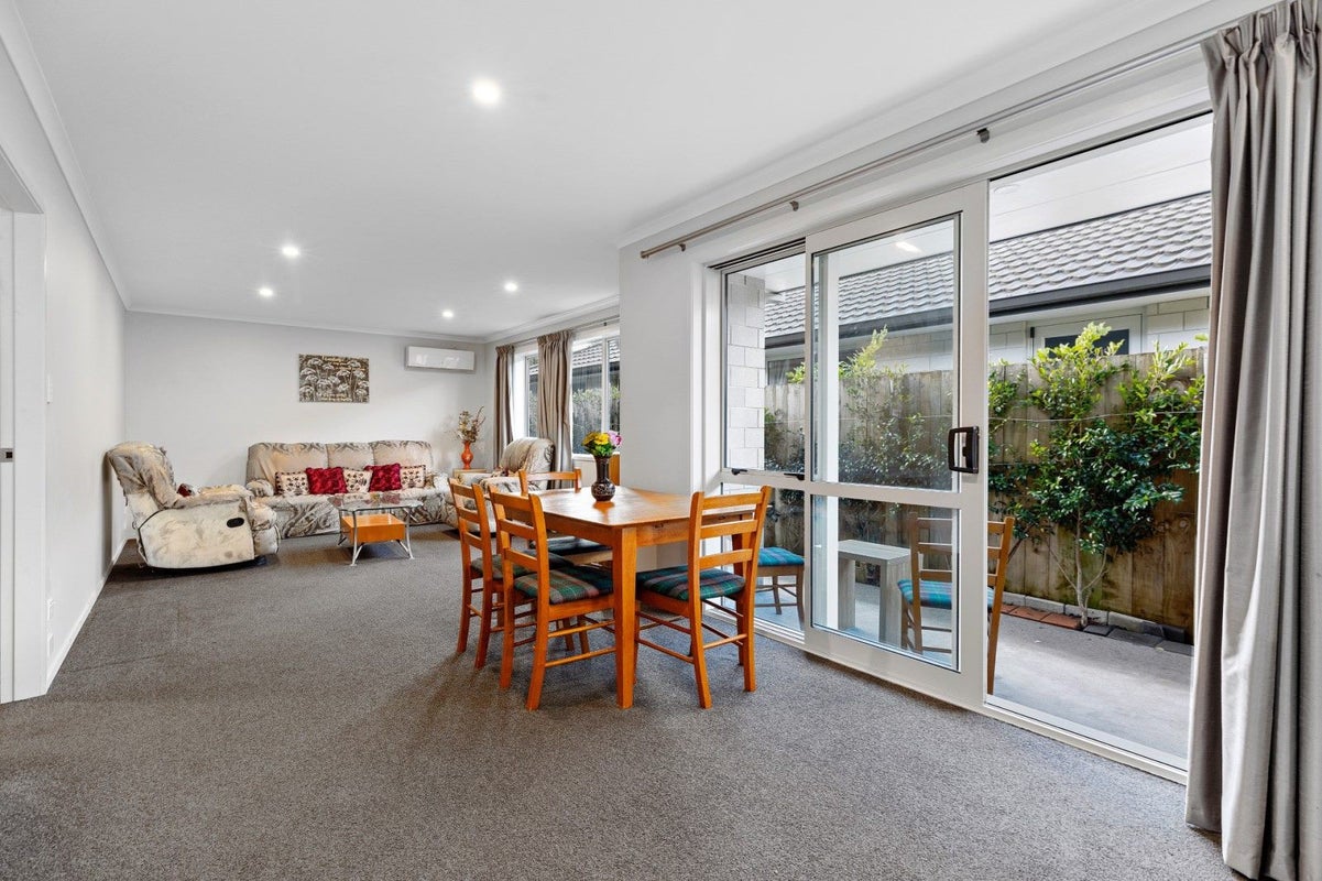 95 Landing Drive, Pyes Pa, Tauranga - Carousel 2