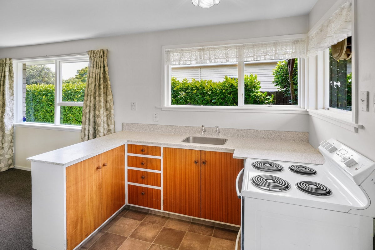 1/50 Cranford Street, St Albans, Christchurch - Carousel 2