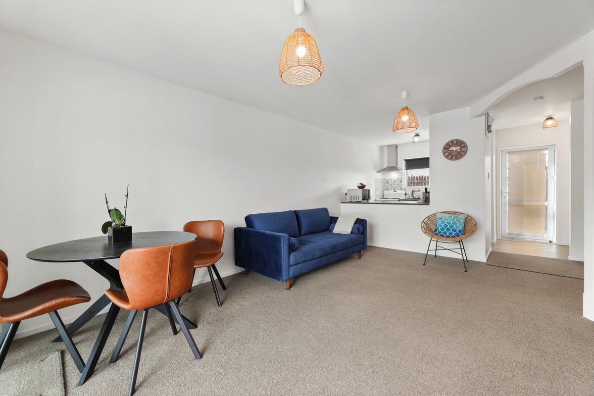 3/15 Buffon Street, Waltham, Christchurch - Carousel 1