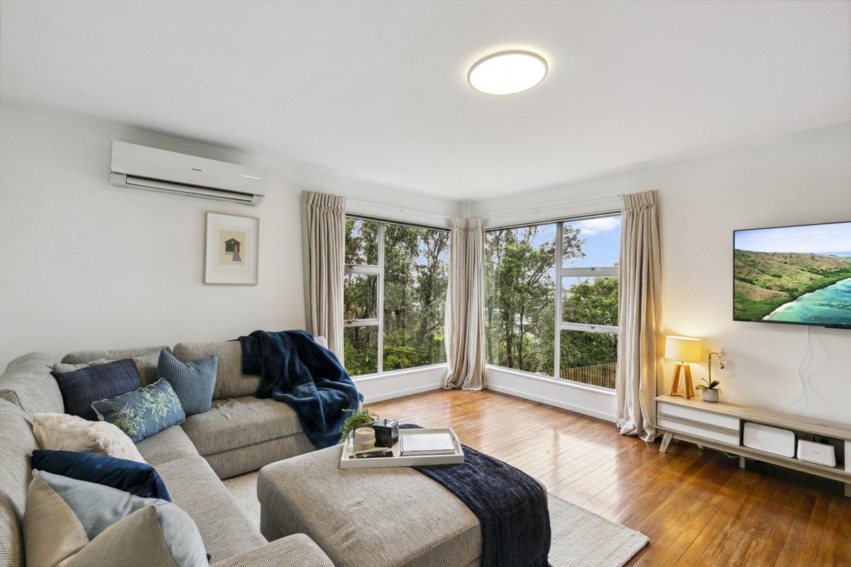 85 Ruskin Road, Newlands, Wellington - Carousel 2