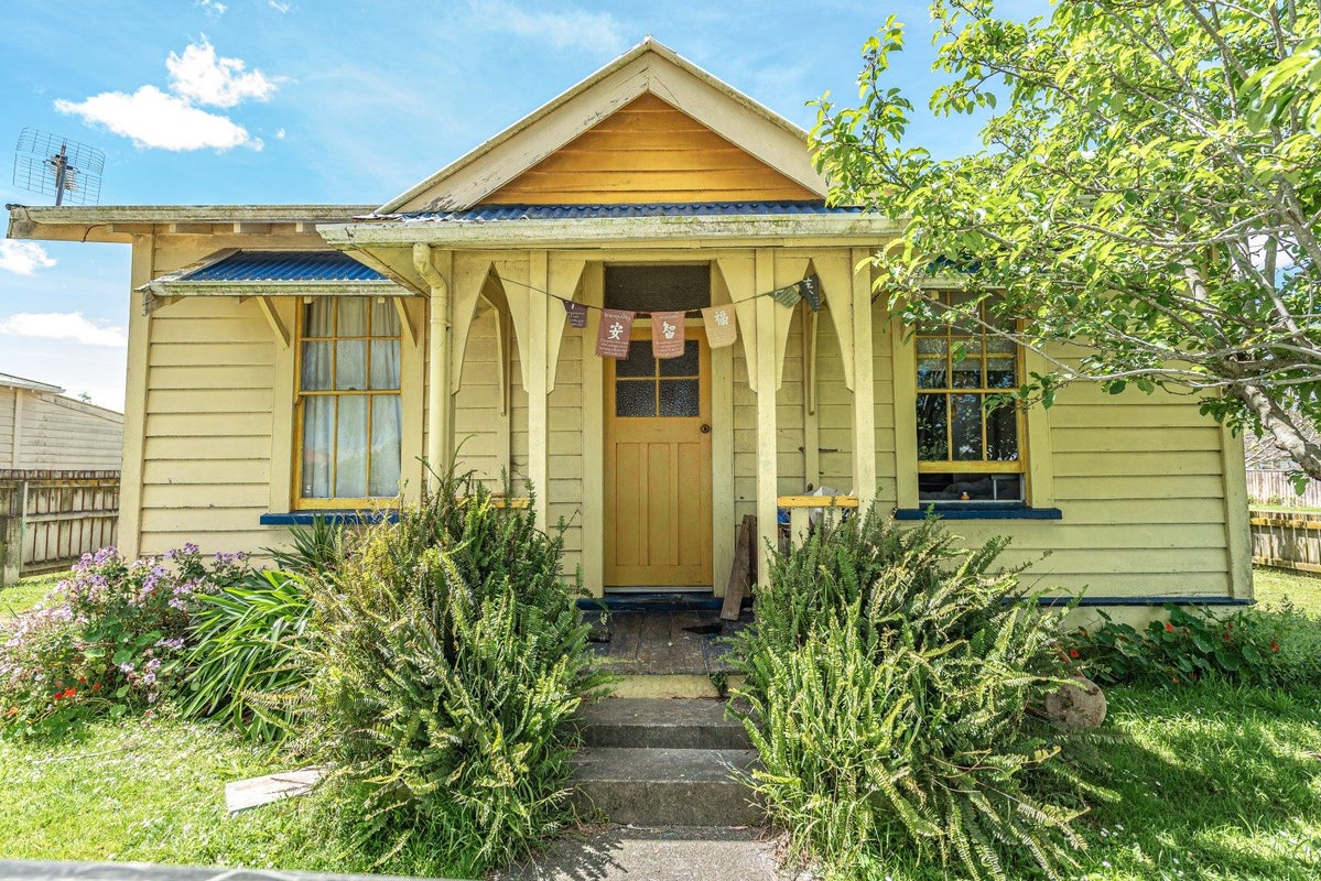 7 Kiwi Street, Whanganui East, Whanganui - Carousel 1