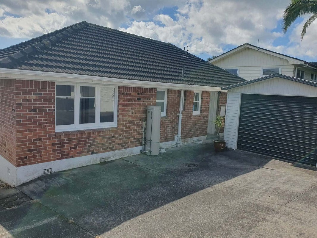 13 Willoughby Avenue, Howick, Auckland - Carousel 12