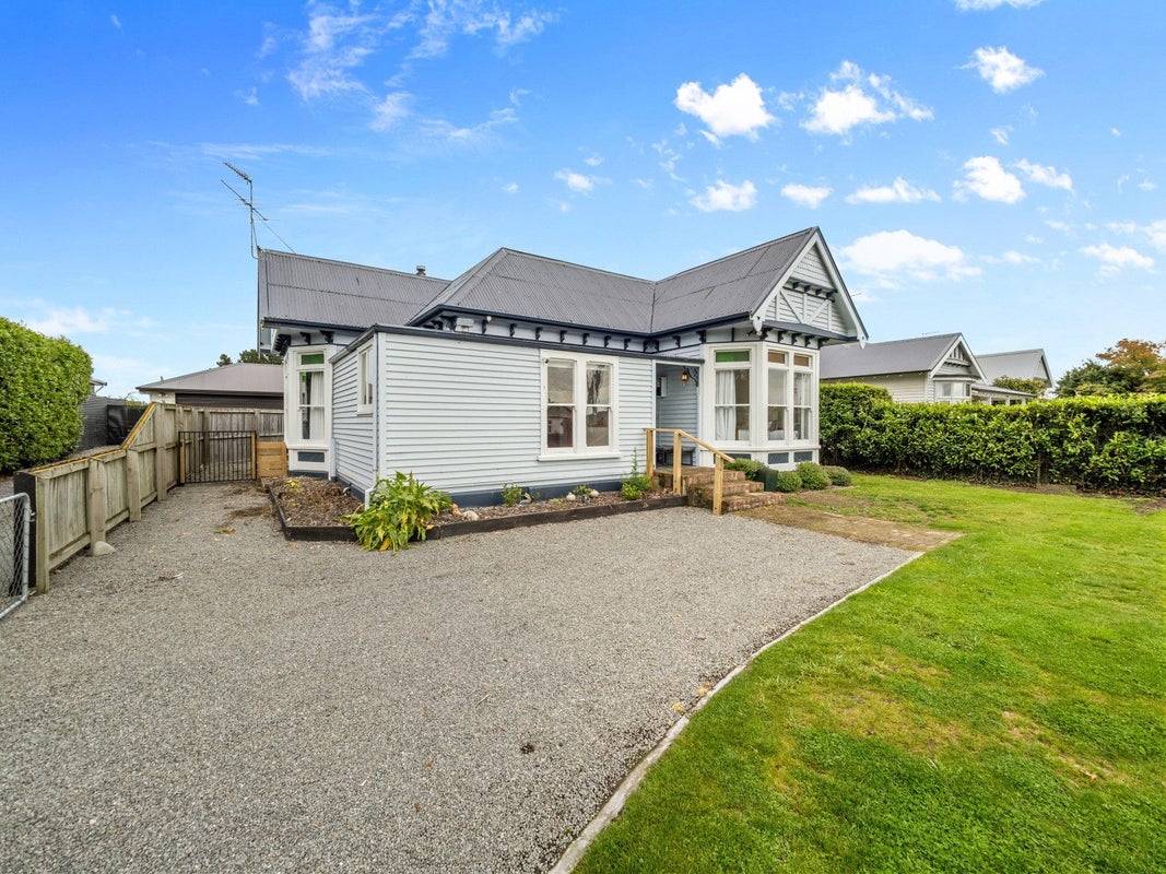 9 Alford Forest Road, Allenton, Ashburton - Carousel 1