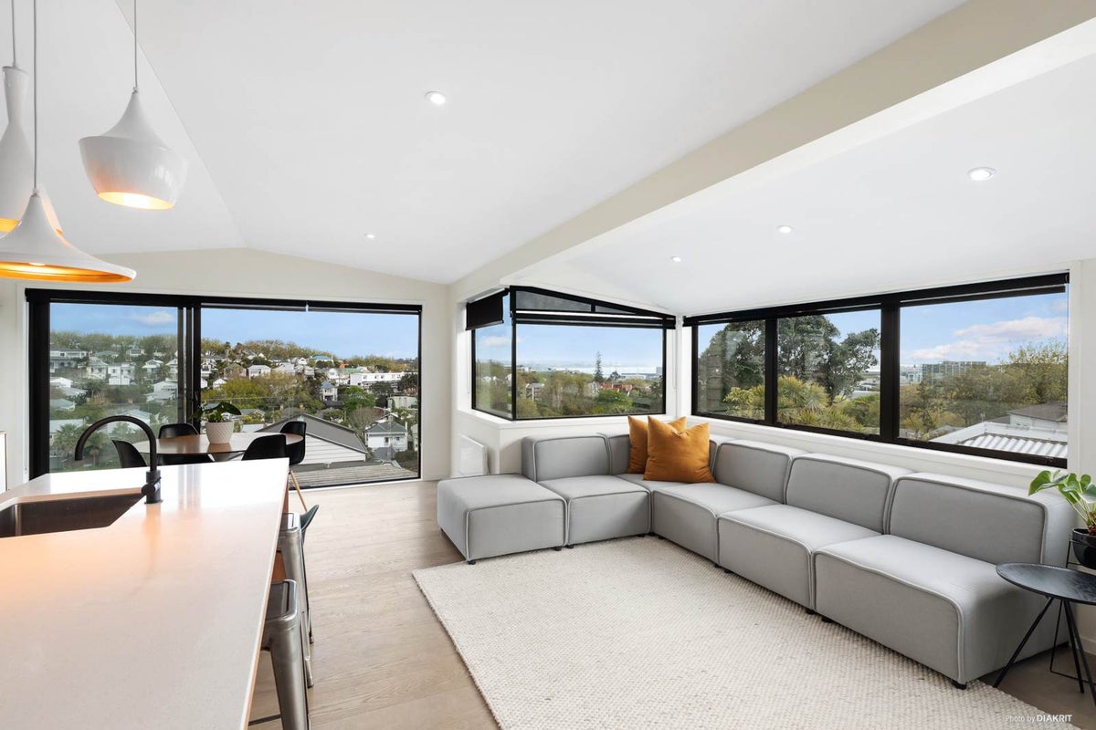1/38 Picton Street, Freemans Bay, Auckland - Carousel 2