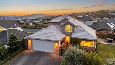 29 St Ives Drive, Camborne, Porirua - Carousel 1