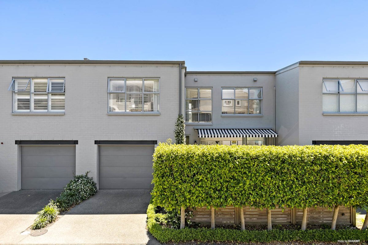 13 Galway Bay Terrace, Stonefields, Auckland - Carousel 2