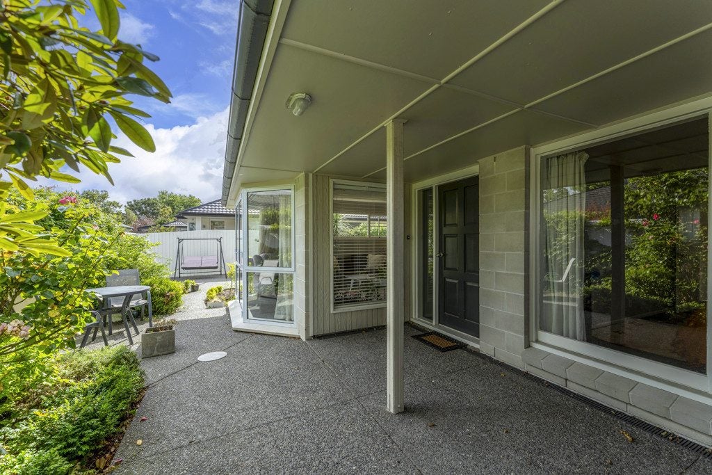 2/18B Strowan Road, Strowan, Christchurch - Carousel 2