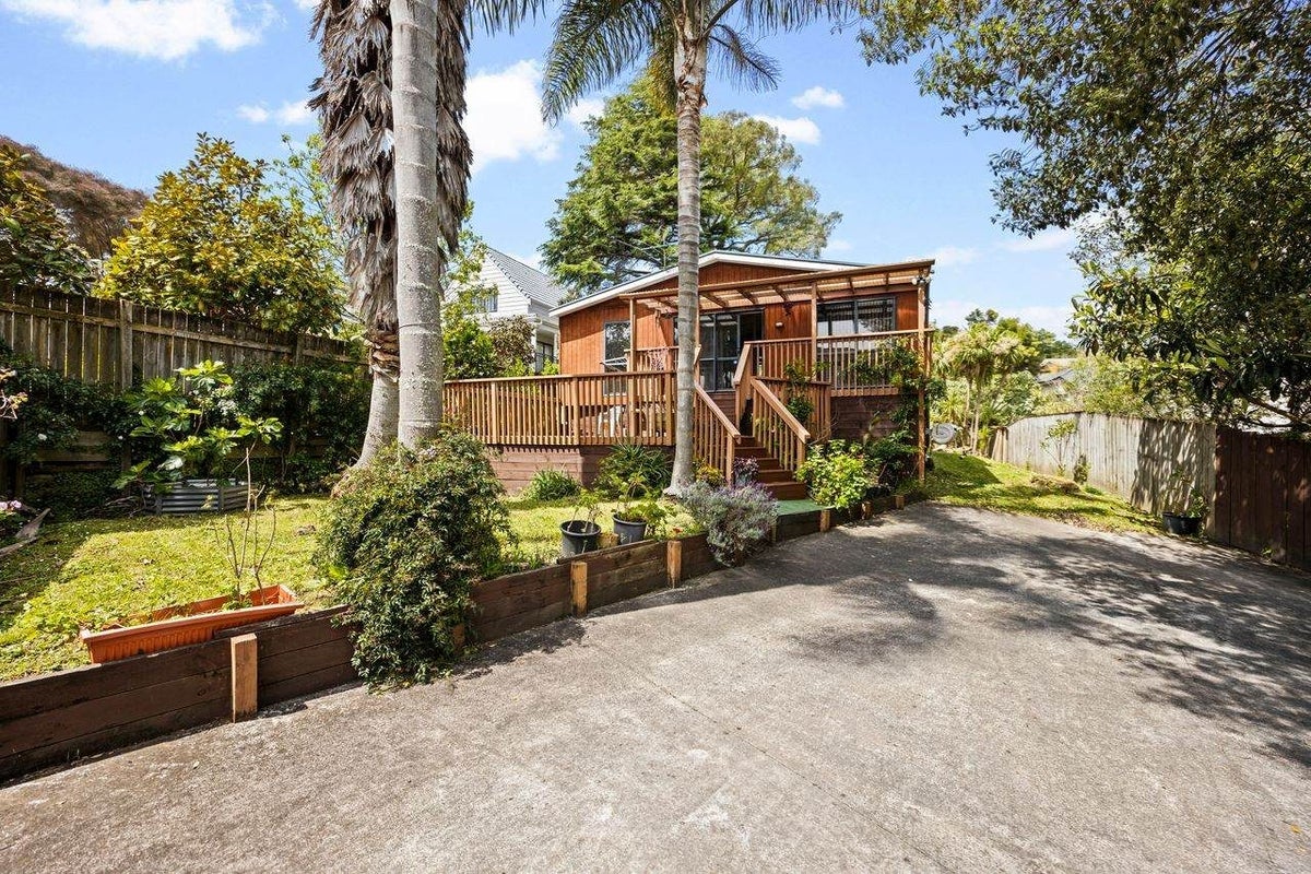 53A Sheridan Drive, New Lynn, Auckland - Carousel 1
