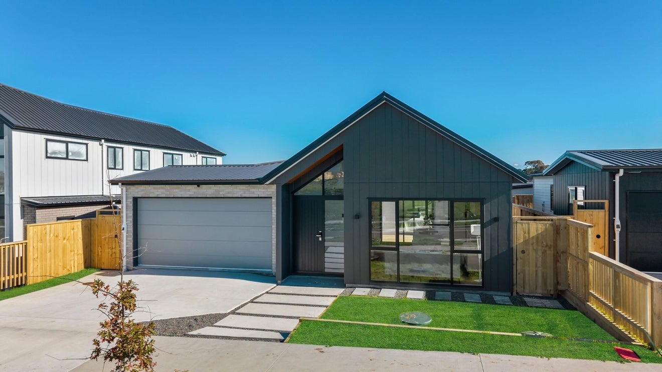 14 Kobe Street, Karaka, Papakura - Carousel 23
