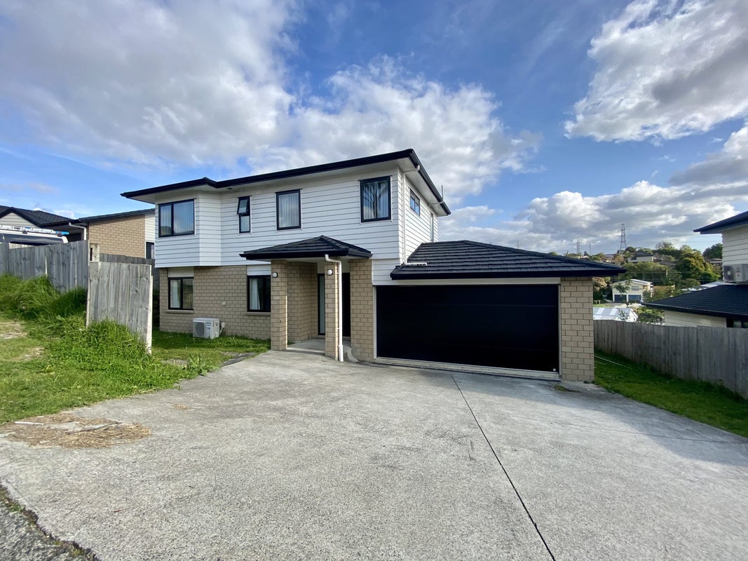 3 Makora Road, Massey, Auckland - Carousel 1
