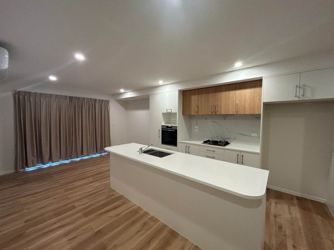 1B Freya Place, Torbay, Auckland - Carousel 1