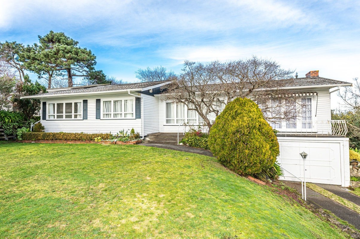 2 Kawau Place, Otamatea, Whanganui - Carousel 2