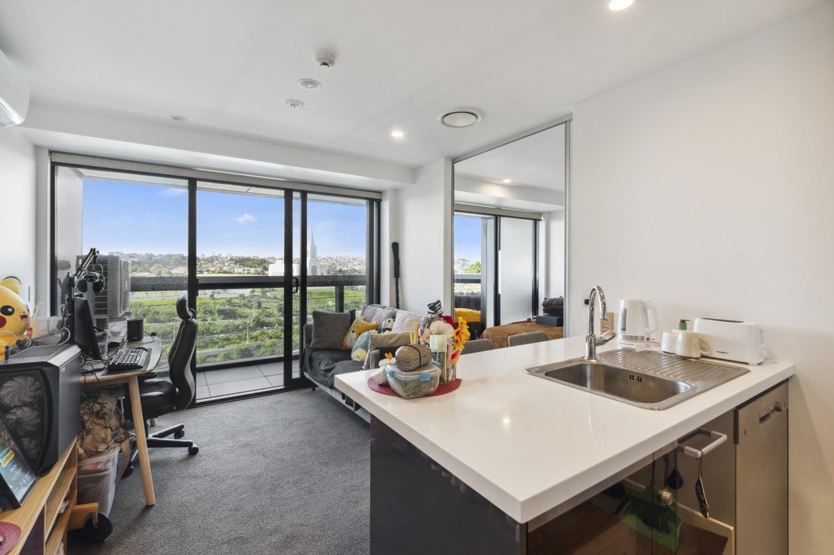 1306/8 Lakewood Court, Manukau, Manukau City, Auckland - Carousel 2