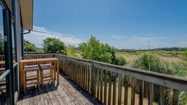 2 Dodds Crescent, Otaki Beach, Otaki - Carousel 1
