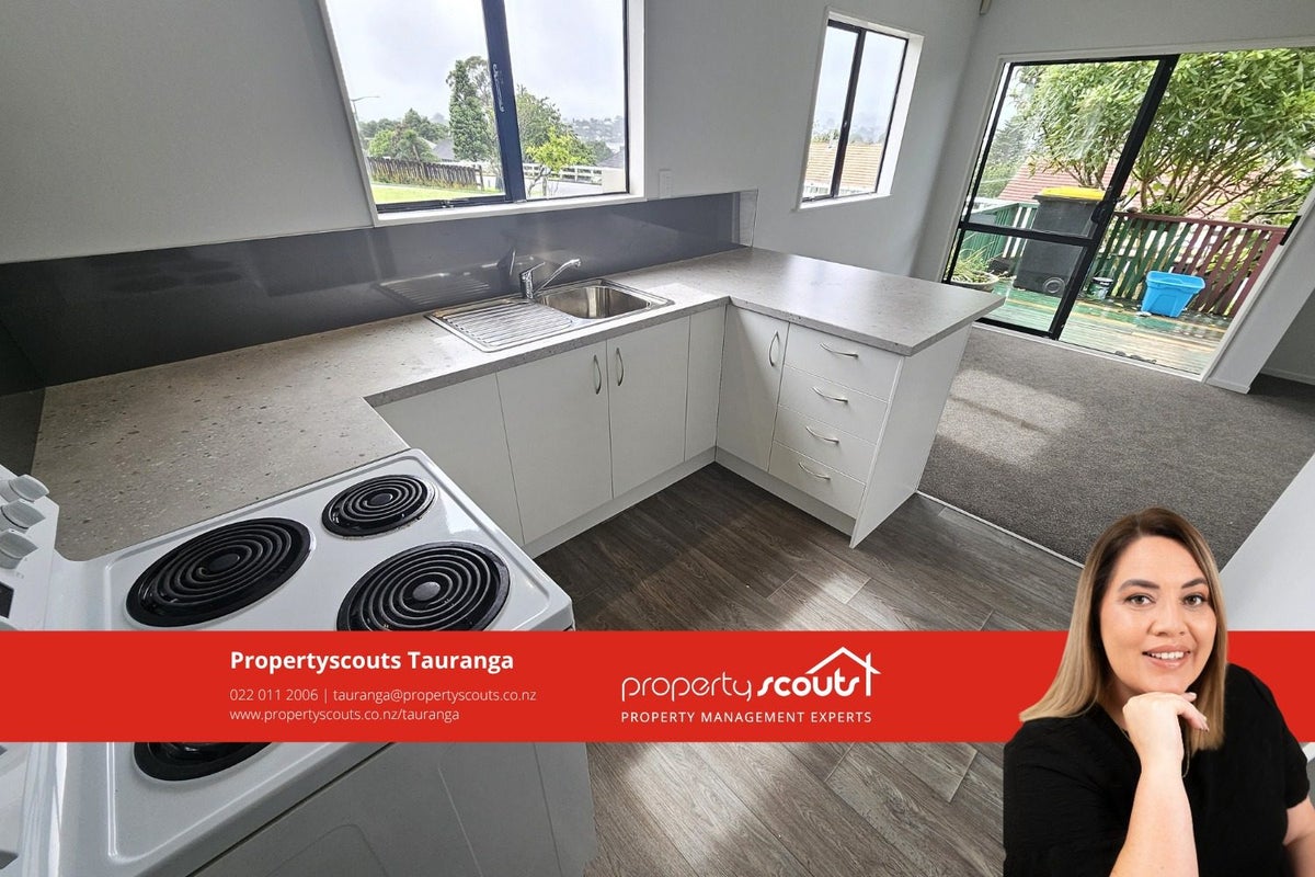 17A Hampton Terrace, Parkvale, Tauranga - Carousel 1