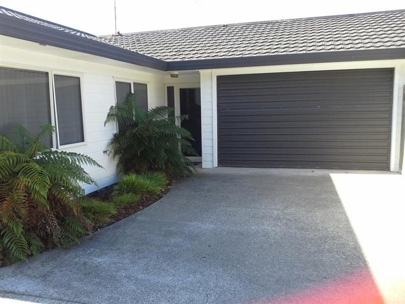 36A Charlotte Street, Stanmore Bay, Whangaparaoa - Carousel 1