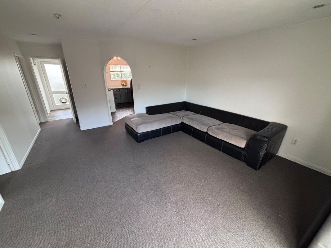 2/330 Bucklands Beach Road, Bucklands Beach, Auckland - Carousel 2