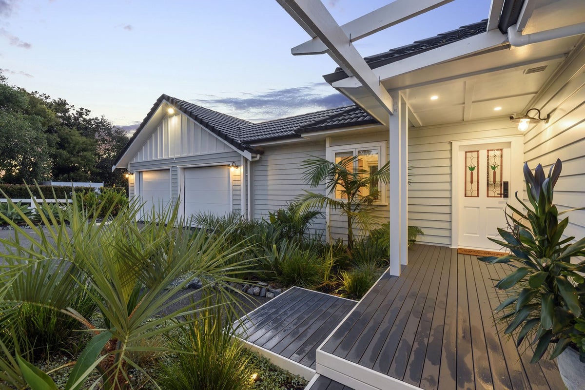 490 Whitehills Road, Waitoki, Silverdale - Carousel 1