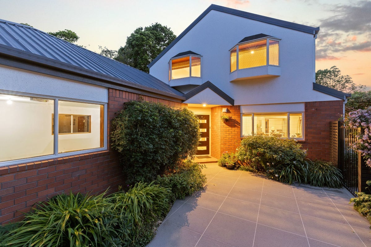 8 Swanleigh Place, Ilam, Christchurch - Carousel 2