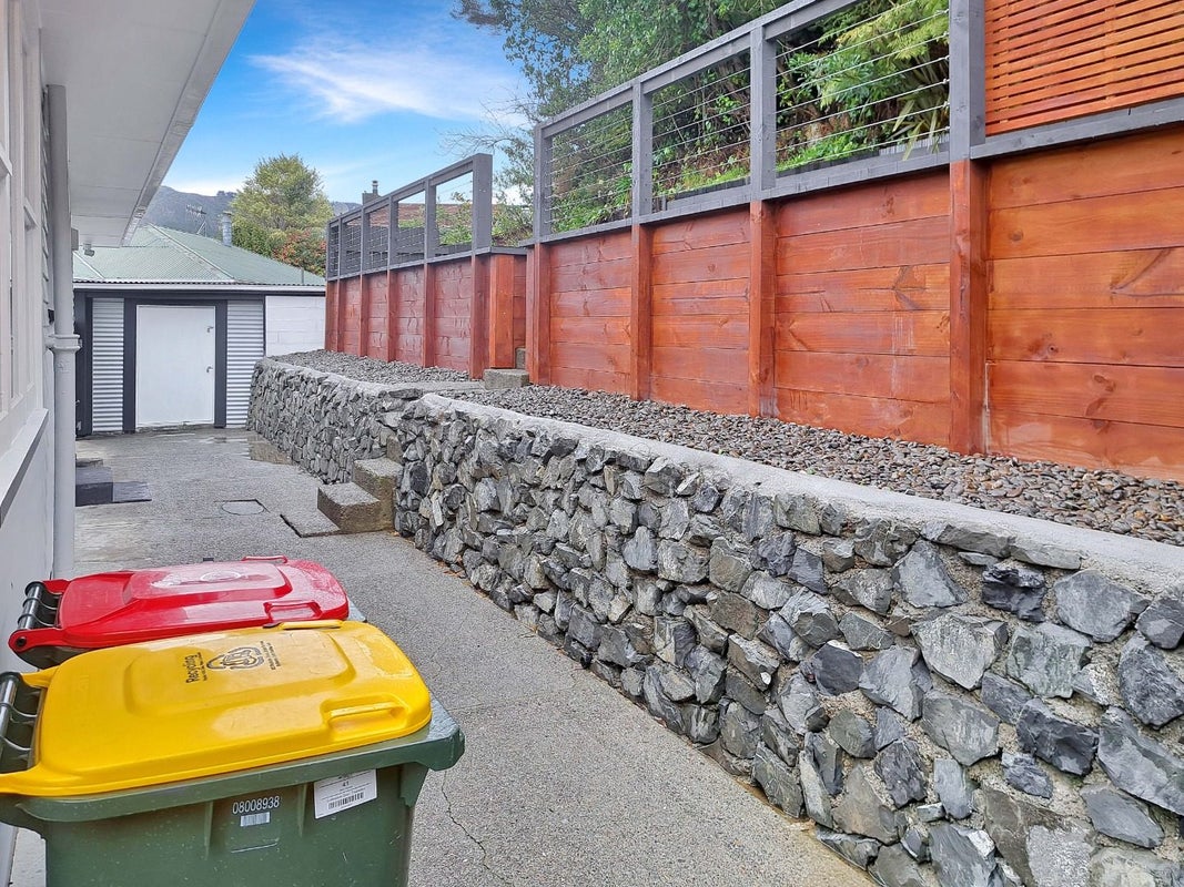 41 Bird Grove, Stokes Valley, Lower Hutt - Carousel 11