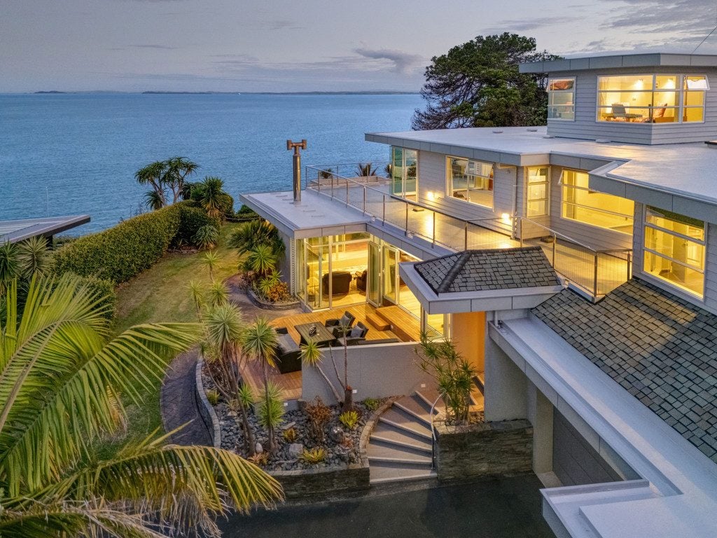 859 Whangaparaoa Road, Manly, Whangaparaoa - Carousel 1