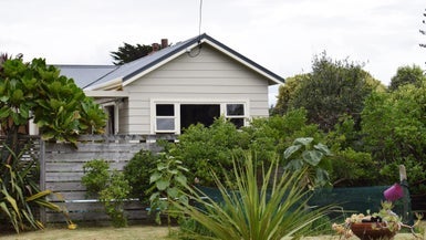 16 Babbacombe Avenue, Otaki Beach, Otaki - Carousel 1