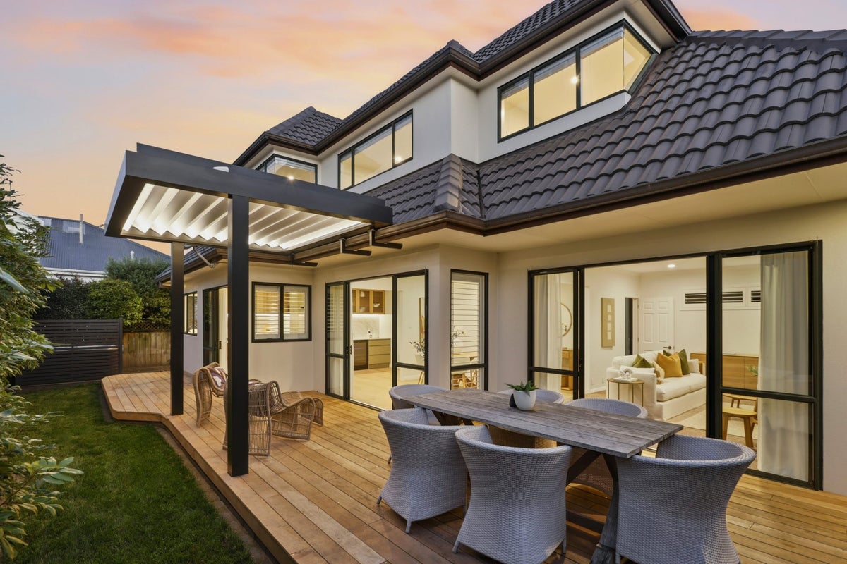 16A Seccombes Road, Epsom, Auckland - Carousel 1