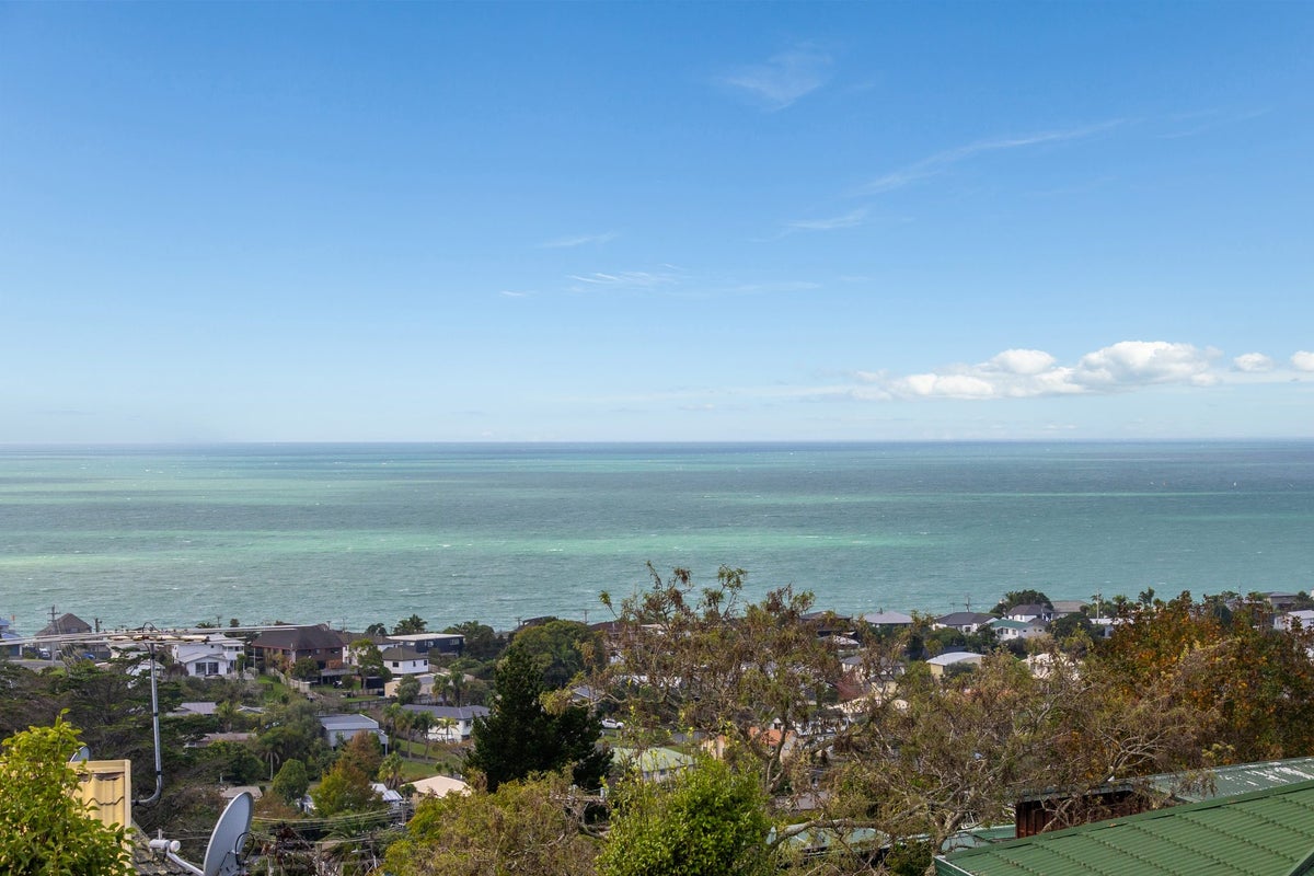 462A Whangaparaoa Road, Stanmore Bay, Whangaparaoa - Carousel 1