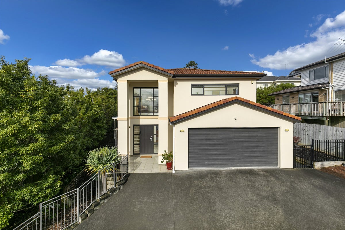 30E Schnapper Rock Road, Schnapper Rock, Auckland - Carousel 1