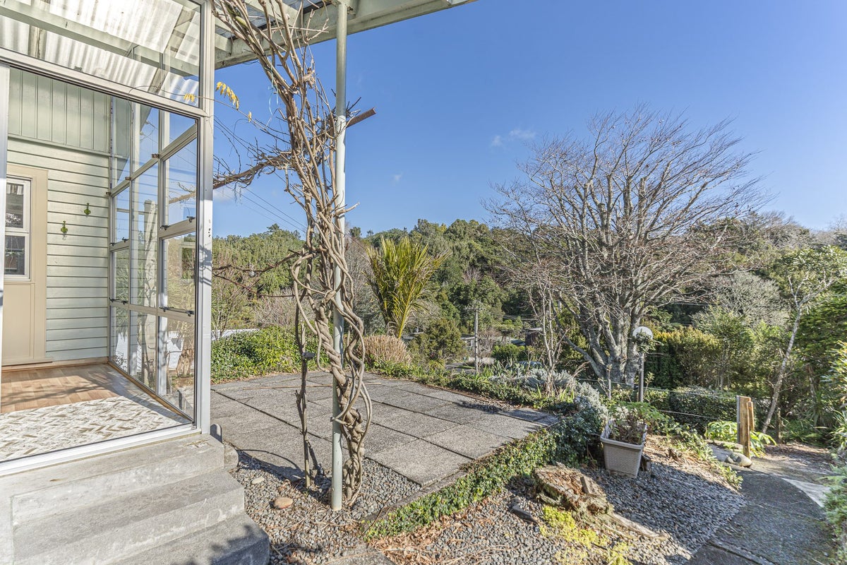 178 Huatoki Street, Upper Vogeltown, New Plymouth - Carousel 2