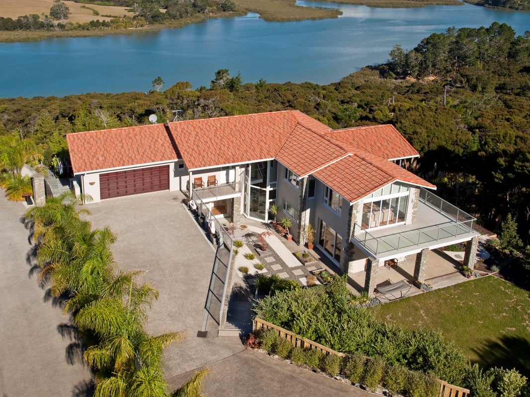 253 Paremoremo Road, Paremoremo, Auckland - Carousel 20