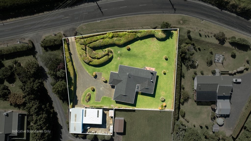 131 Athenree Road, Athenree, Katikati - Carousel 24