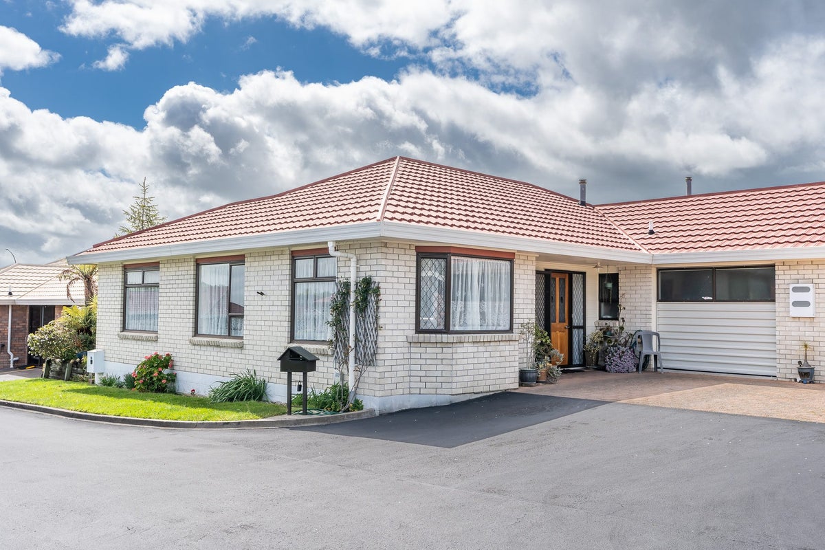 66/4 Admiral Crescent, Flagstaff, Hamilton - Carousel 21
