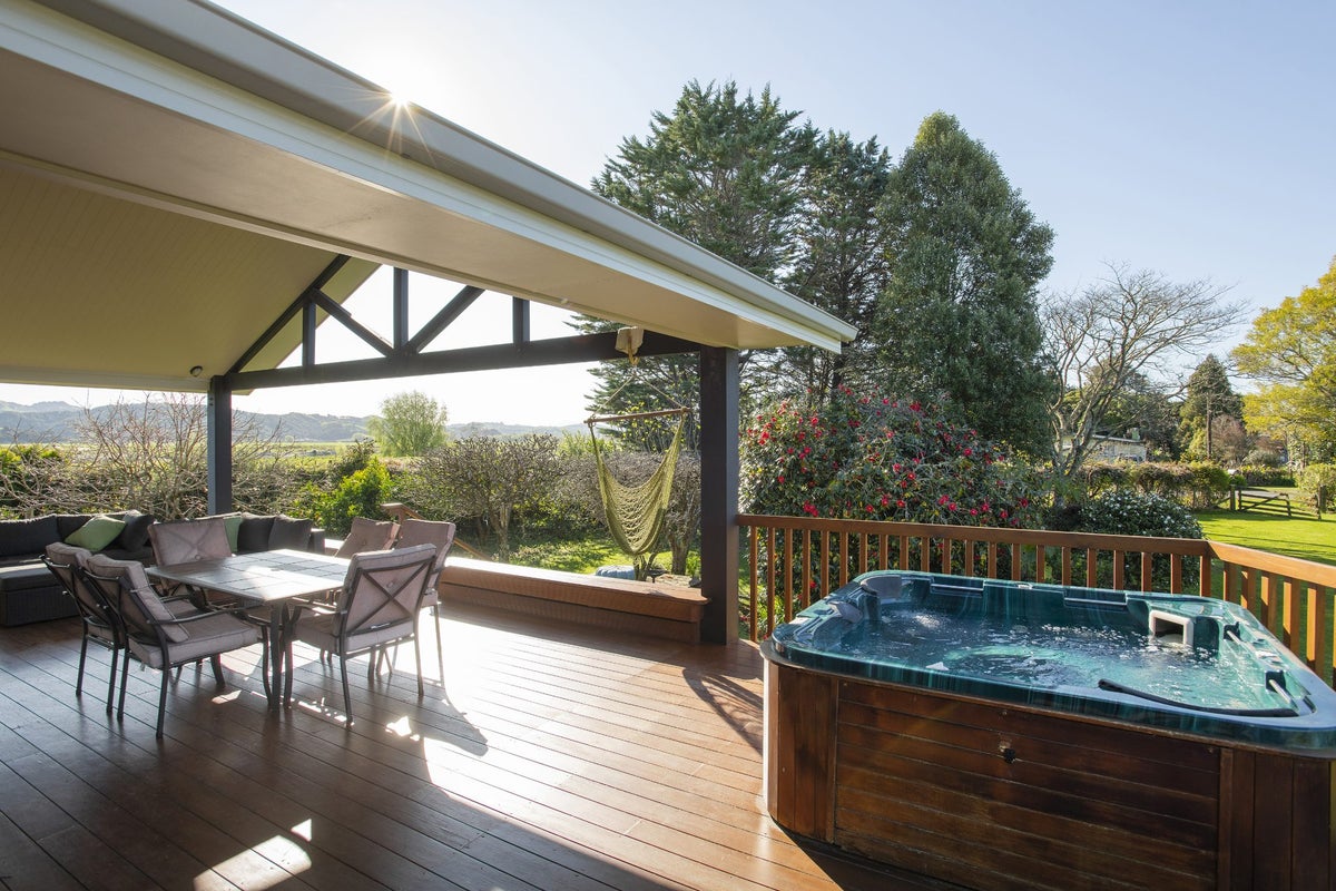30 Whitmore Road, Ormond, Gisborne - Carousel 1