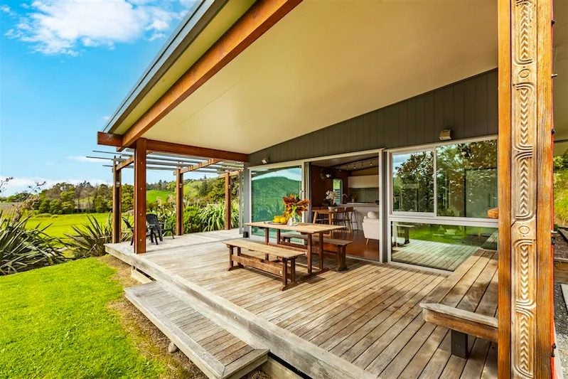 330 Hill Road, Eskdale - Carousel 2