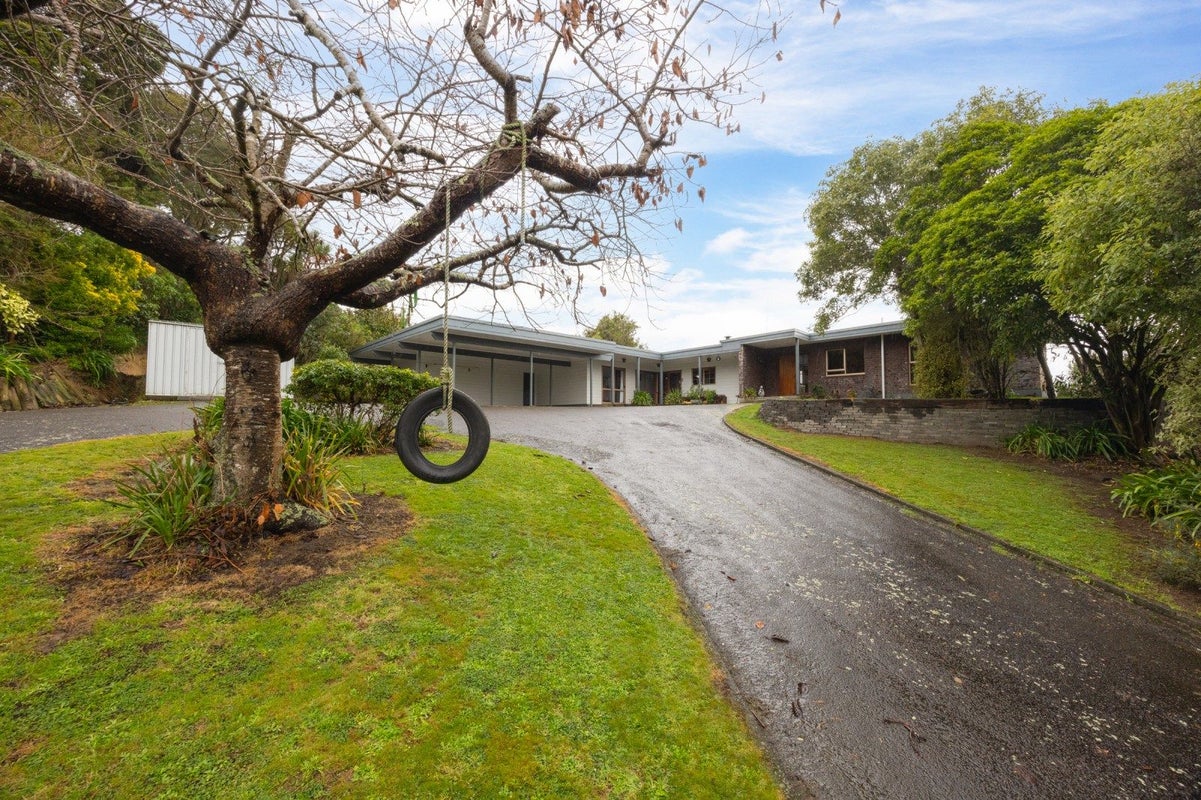 771 Makino Road, Halcombe, Feilding - Carousel 1