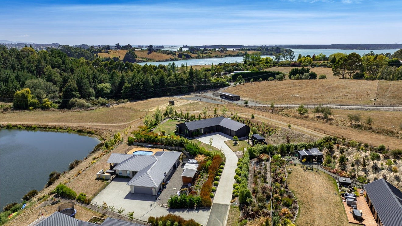 10 Kohuhu Lane, Redwood Valley - Carousel 20