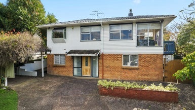 18 Felgrove Street, Glendene, Auckland - Carousel 1