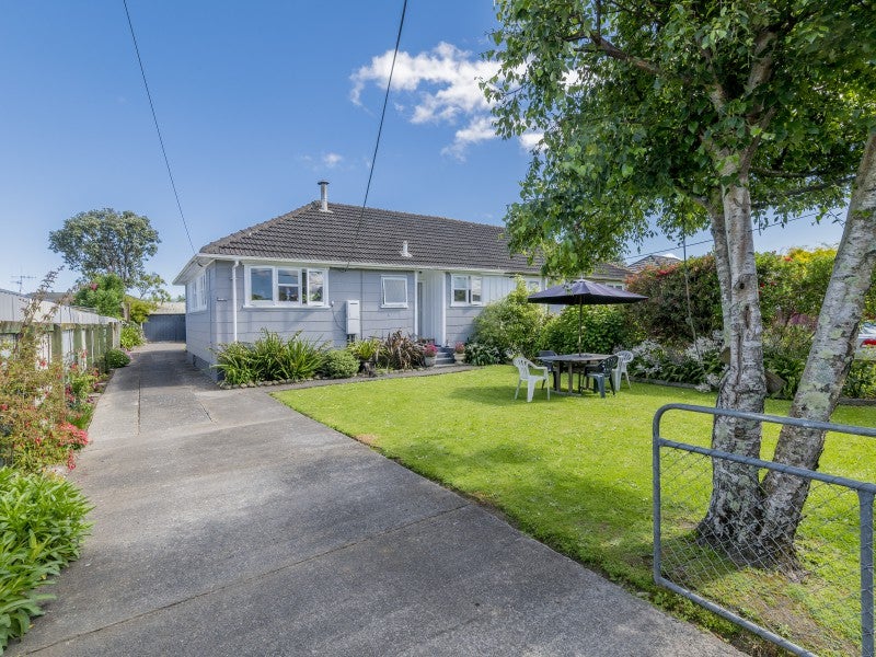 47 Dunstan Street, Otaki - Carousel 1