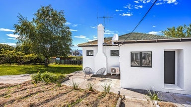 16A Clyde Street, Oamaru North, Oamaru - Carousel 1