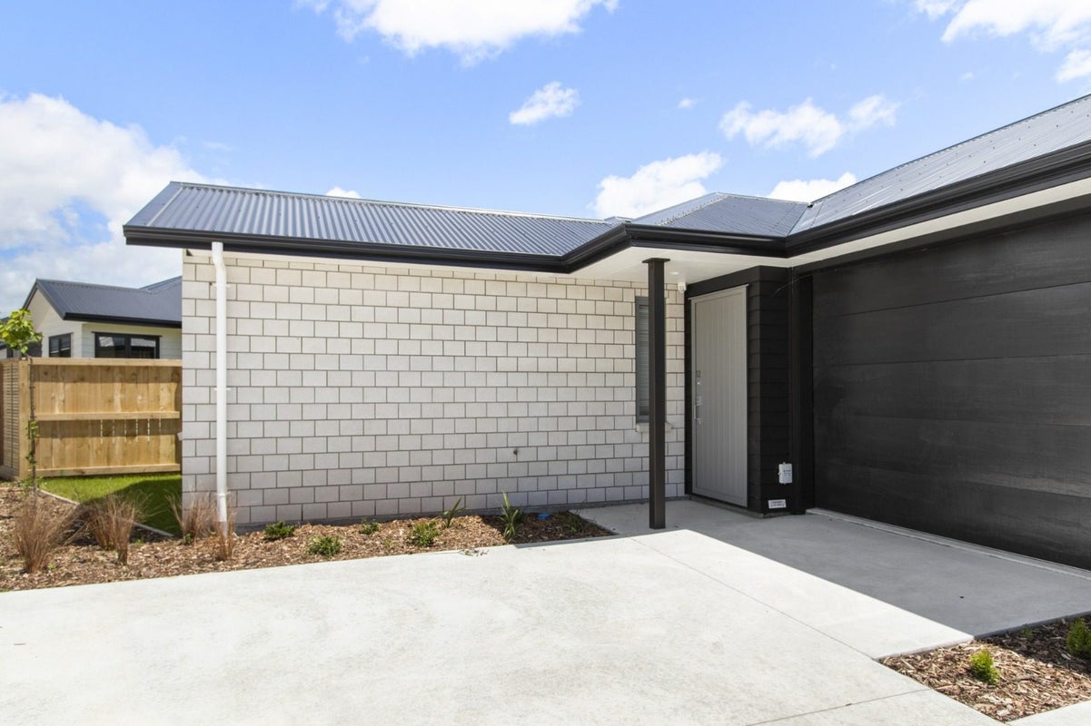 12/35 North Ridge Drive, Rototuna North, Hamilton - Carousel 2