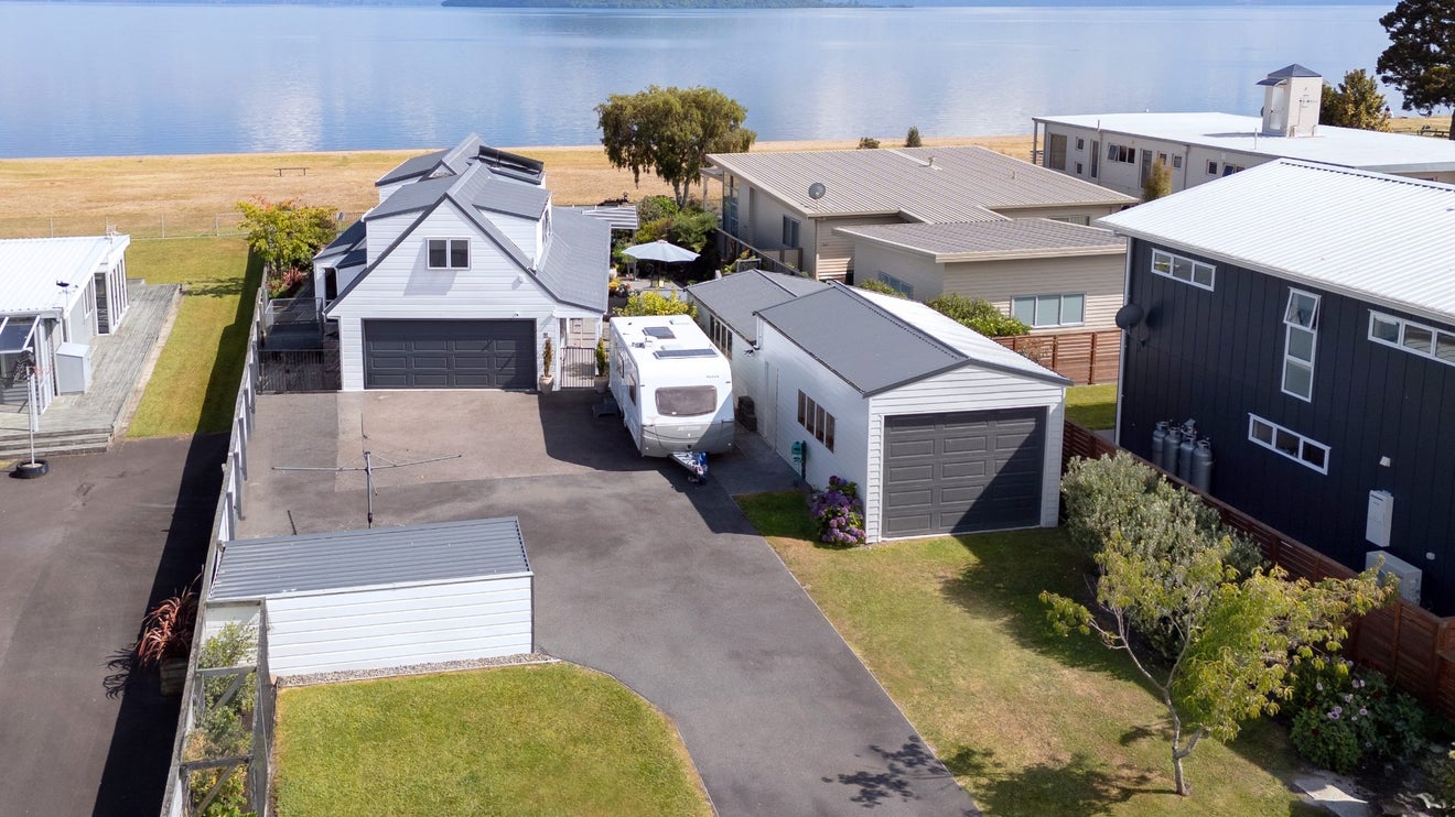 31 Willow Avenue, Hannahs Bay, Rotorua - Carousel 1