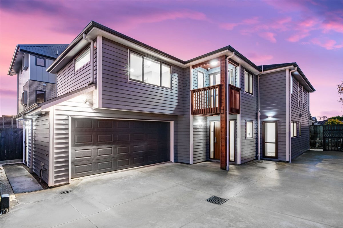 13A Pomaria Road, Henderson, Auckland - Carousel 1