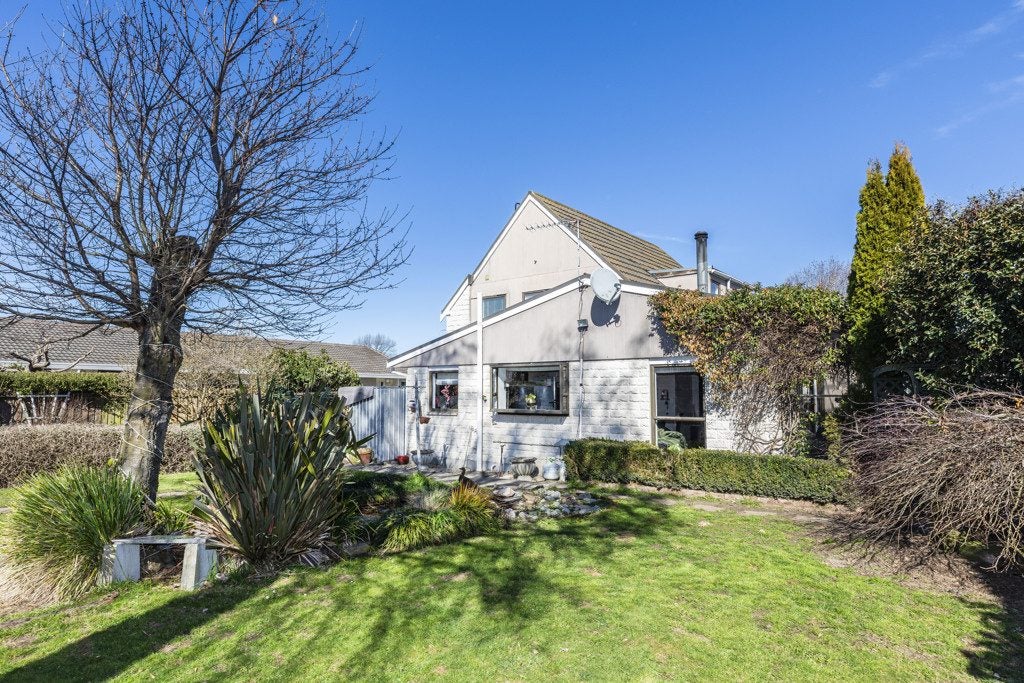 54 Ambleside Drive, Burnside, Christchurch City, Canterbury - Carousel 1