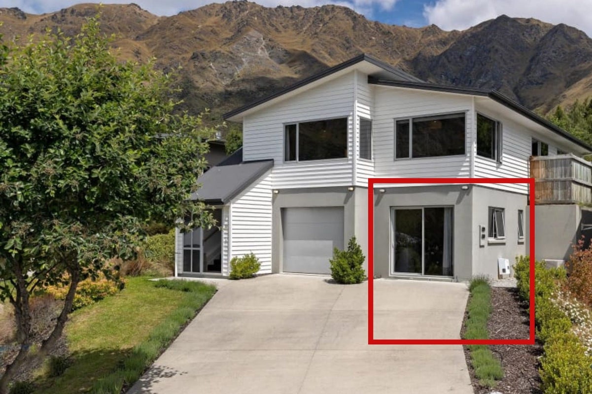 30B Harrys Close, Queenstown - Carousel 1